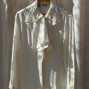 Anne Klein II Vintage Ivory Ruffle Collar Blouse – Size S